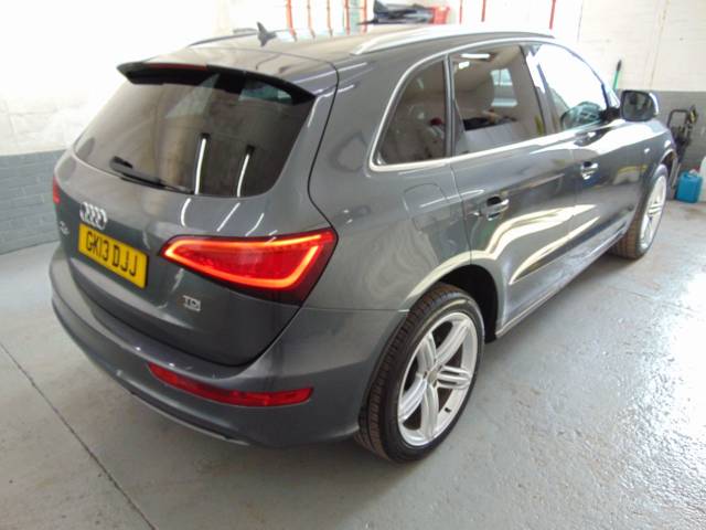 2013 Audi Q5 2.0 TDI Quattro S Line Plus 5dr S Tronic