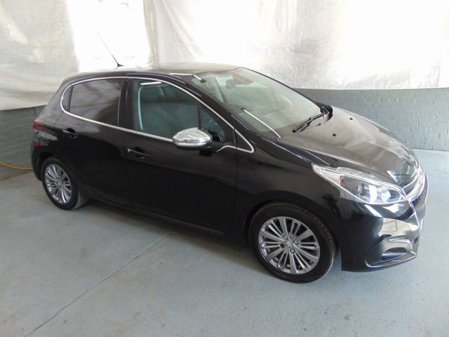 2016 Peugeot 208 1.2 PureTech 82 Allure 5dr